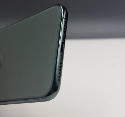 iPhone 11 Pro 256GB Midnight Green 100%